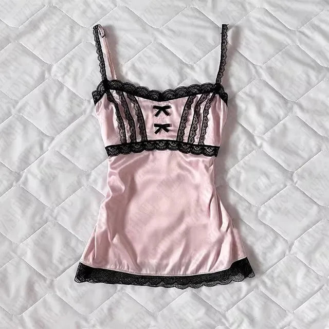 Gothic Buchstabenmuster Hosenträger Emo Mädchen Spitzenbesatz Y2K Crop Tops Casual Rock Ästhetik Street Retro Grunge Punk Chic Damen Tops So ist Leben