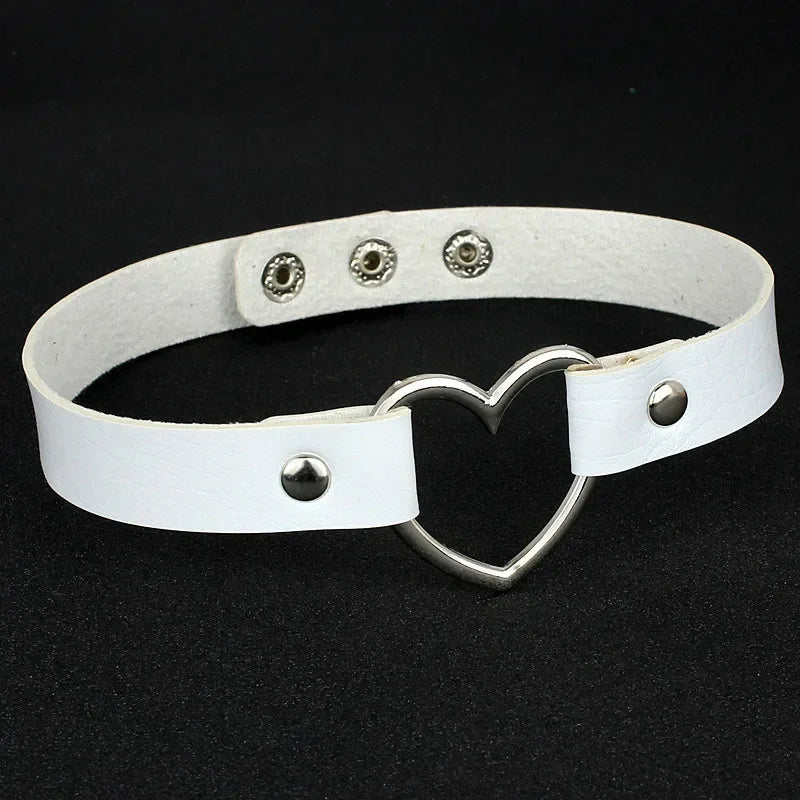 Neue Schwarz Multi Farbe Punk Kragen Halskette Sexy PU Leder Herz Lock Key Spike Halsband für Frauen Gothic Cosplay Partei Schmuck So ist Leben