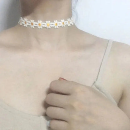 Anhänger weiße Spitzenkragen-Halskette für Frauen und Mädchen, dunkler Loli-Stil, Halloween-Schmuck - So ist Leben
