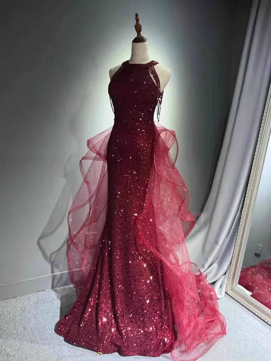 Elegante funkelnde marineblaue Abendkleider, Halt-Perlen-Partykleid, maßgeschneidertes Ballkleid 2025, abgestufte Roben de Soirée, Sweep-Zug So ist Leben