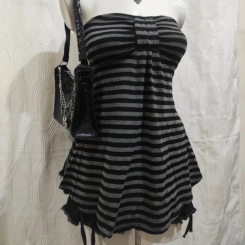 Y2K Punk Crop Top für kreative Frauen - So ist Leben