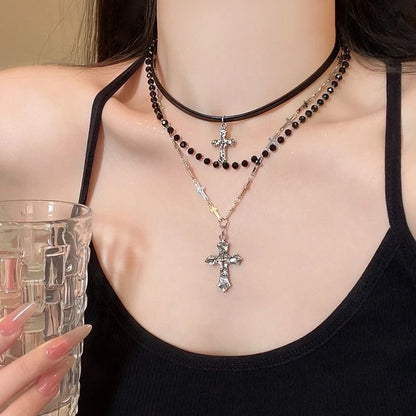 Millennium Hot Girl Y2k Retro mehrschichtige Kreuzperlen-Halskette für Frauen, süße coole dunkle Punk-geschichtete Schlüsselbeinkette So ist Leben