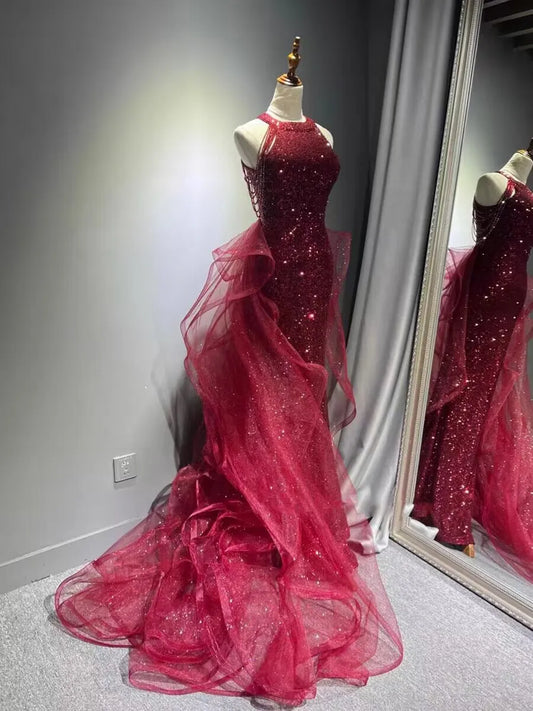 Elegante funkelnde marineblaue Abendkleider, Halt-Perlen-Partykleid, maßgeschneidertes Ballkleid 2025, abgestufte Roben de Soirée, Sweep-Zug So ist Leben