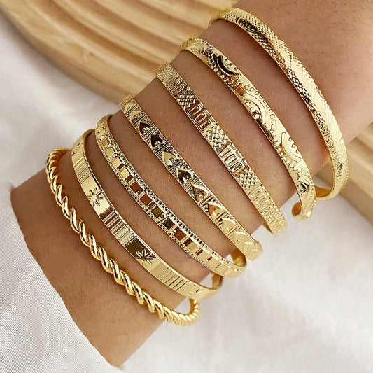 7 Teile/satz Punk Gold Farbe Armbänder für Frauen Streetwear Goth Herz Drucke Metall Design Offene Armreif Mode Schmuck Geschenke 2024 So ist Leben