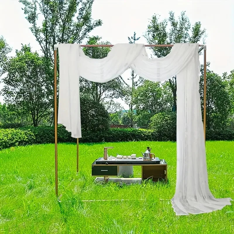 Ein französischer, romantischer, weißer, eleganter Spitzenvorhang wird für die Heimdekoration in Hochzeitsfeiern, Wohnzimmer und Schlafzimmer verwendet So ist Leben