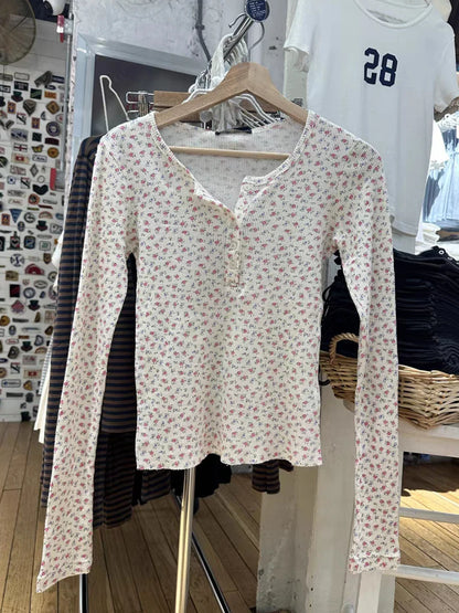 Rosa Blumen Waffel Langarm T-Shirt Frau Frühling Knöpfe Rundhals Baumwolle Slim T-Shirt Süßes süßes T-Shirt im Preppy-Stil Y2k So ist Leben