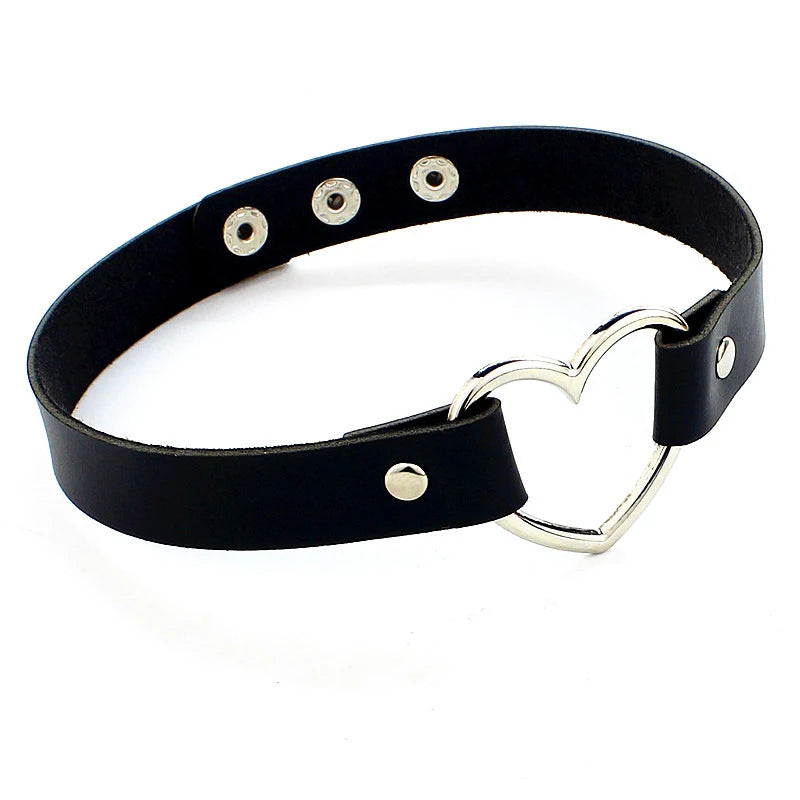 Neue Schwarz Multi Farbe Punk Kragen Halskette Sexy PU Leder Herz Lock Key Spike Halsband für Frauen Gothic Cosplay Partei Schmuck So ist Leben