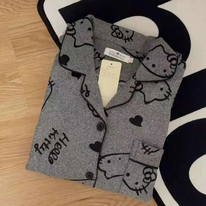 Hello‑Kitty Homewear Set aus weichem Flanell - So ist Leben