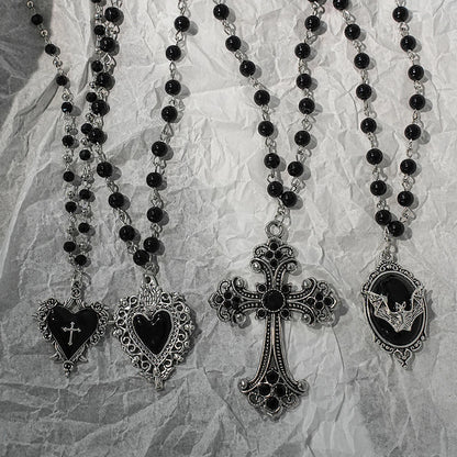 Gothic Fledermaus Kreuz dunkler Anhänger Halskette Set, Y2K personalisierte Thorn Love schwarze Perle gestapelt Halskette Set, geeignet als Halloween G So ist Leben
