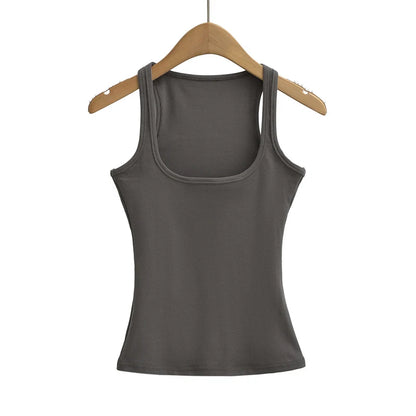 Frauen mit quadratischem Hals und Tanktop So ist Leben