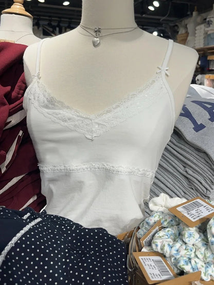 Spitzen-Patchwork Slim Tanktops für Damen, Sommerliche Einfarbige Weiche Baumwoll-Ärmellose Westen, Vintage Chic Süße Y2K Camisole So ist Leben