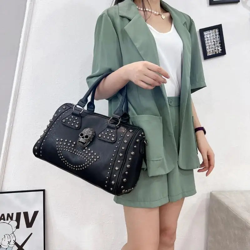 28gd Crossbody Bag Schädel Punk -Tasche Umhängetasche Freier PU -Tasche Niete Taschen für Teenager Mädchen So ist Leben