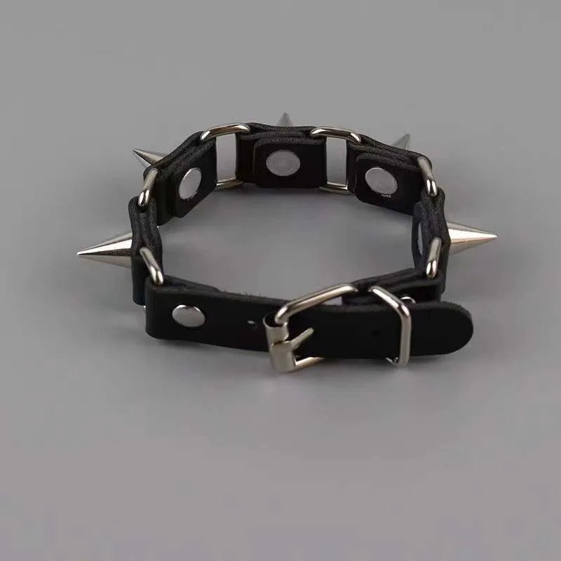 Punk Niet Leder Armbänder für Frauen Männer Hip Hop Rock Schwarz Pu Leder Hohl Einstellbare Armbänder Y2K Schmuck Zubehör So ist Leben
