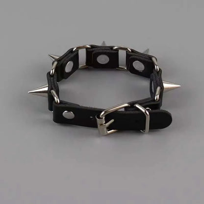 Punk Niet Leder Armbänder für Frauen Männer Hip Hop Rock Schwarz Pu Leder Hohl Einstellbare Armbänder Y2K Schmuck Zubehör So ist Leben