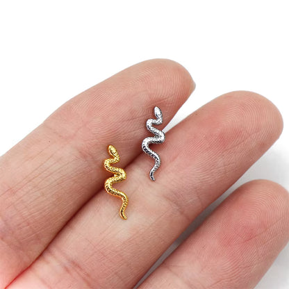 Modernes Zirkon‑Piercing mit klarer Form und Stil So ist Leben