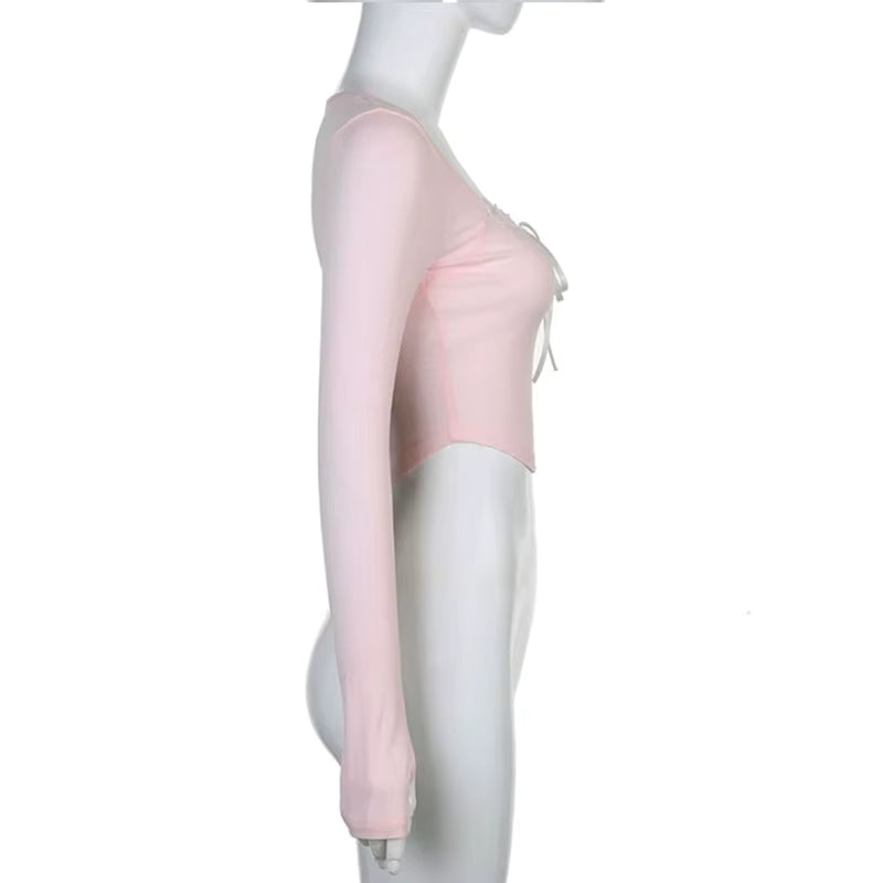 Modernes Schleifen‑Top für kreative High‑Street‑Looks So ist Leben