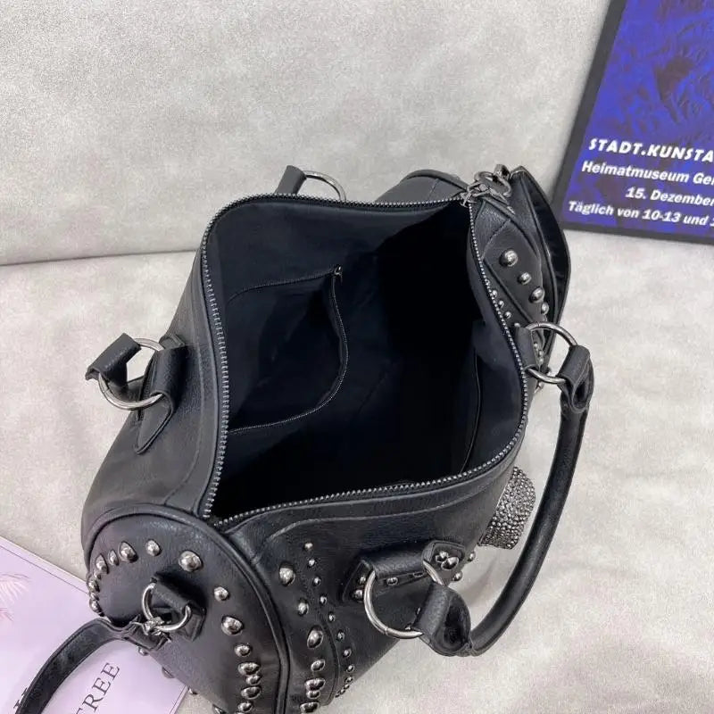 28gd Crossbody Bag Schädel Punk -Tasche Umhängetasche Freier PU -Tasche Niete Taschen für Teenager Mädchen So ist Leben