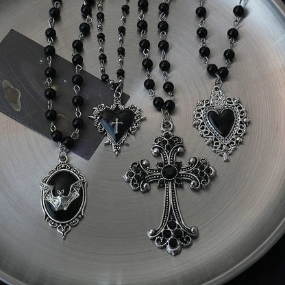 Gothic Fledermaus Kreuz dunkler Anhänger Halskette Set, Y2K personalisierte Thorn Love schwarze Perle gestapelt Halskette Set, geeignet als Halloween G So ist Leben