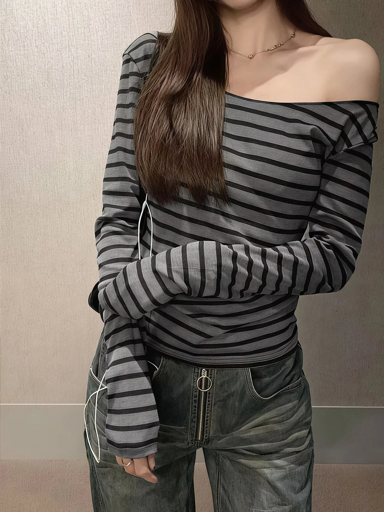 Y2K Damen Off-Shoulder Gestreiftes Langarm-Oberteil mit Kontrast-Halsausschnitt, Slim Fit, Retro Street Casual Layering T-Shirt So ist Leben