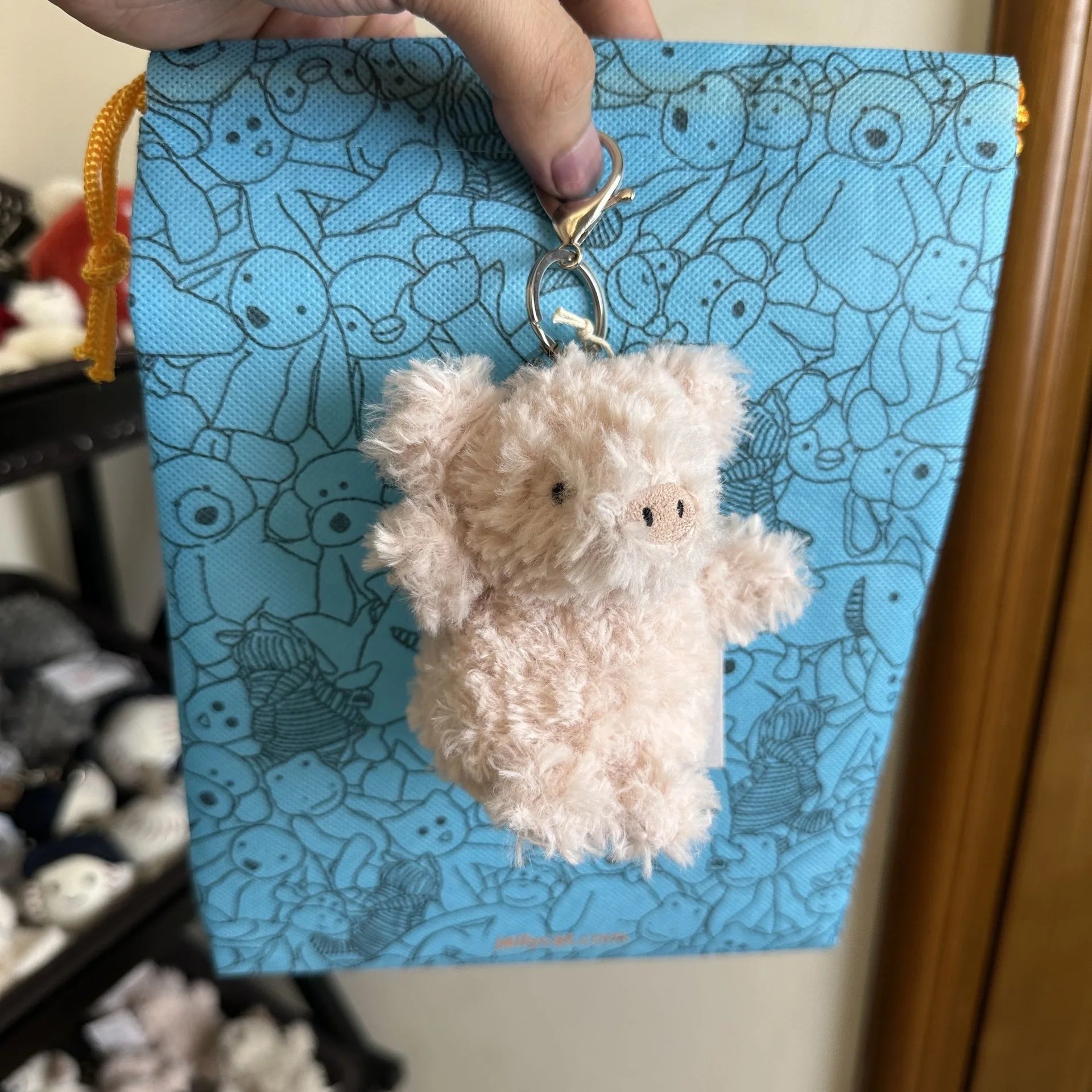JELLYCAT Cartoon Plüschtier Schlüsselanhänger Geschenk Spaß Plüschpuppe Schlüsselanhänger Barcelona Bär Niedliche Plüschtasche Anhänger Hobbys Stofftiere So ist Leben