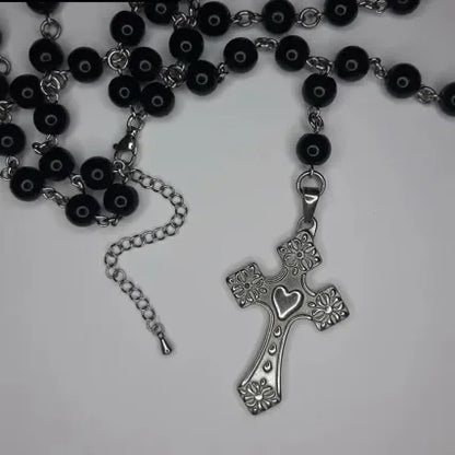 Original Dark Persönlichkeit Mode Kreuz Imitation Perle Halskette Hip Hop Punk Anhänger Pullover Kette Schmuck Zubehör So ist Leben