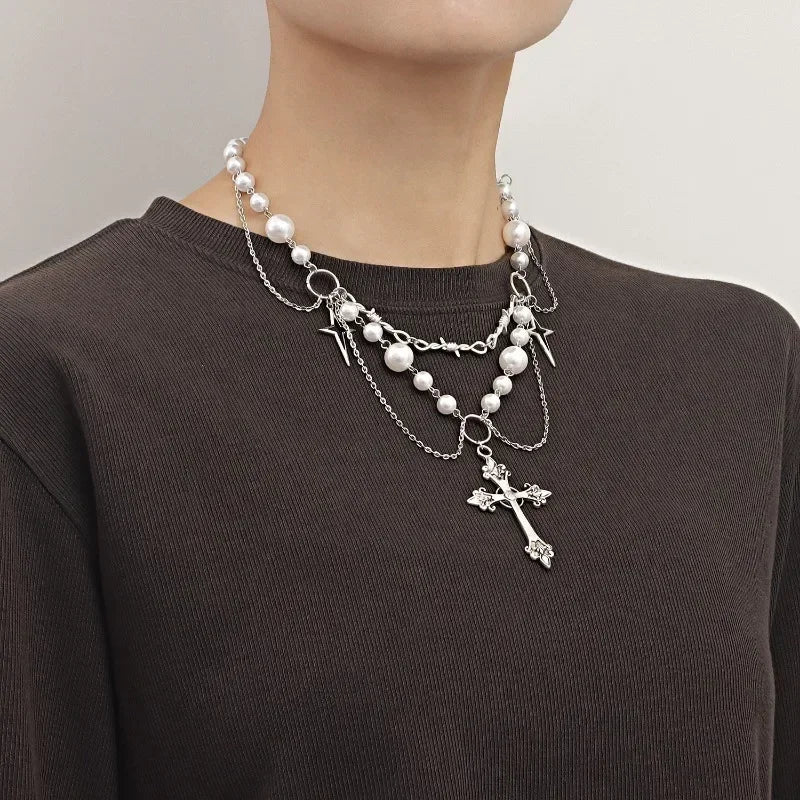 Gothic Cross Anhänger Halskette mit Kette Choker Charm handgemachte heilige Imitation Perle Perlen Halskette 2023 ästhetische Halsketten So ist Leben