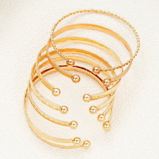 7 Teile/satz Punk Gold Farbe Armbänder für Frauen Streetwear Goth Herz Drucke Metall Design Offene Armreif Mode Schmuck Geschenke 2024 So ist Leben
