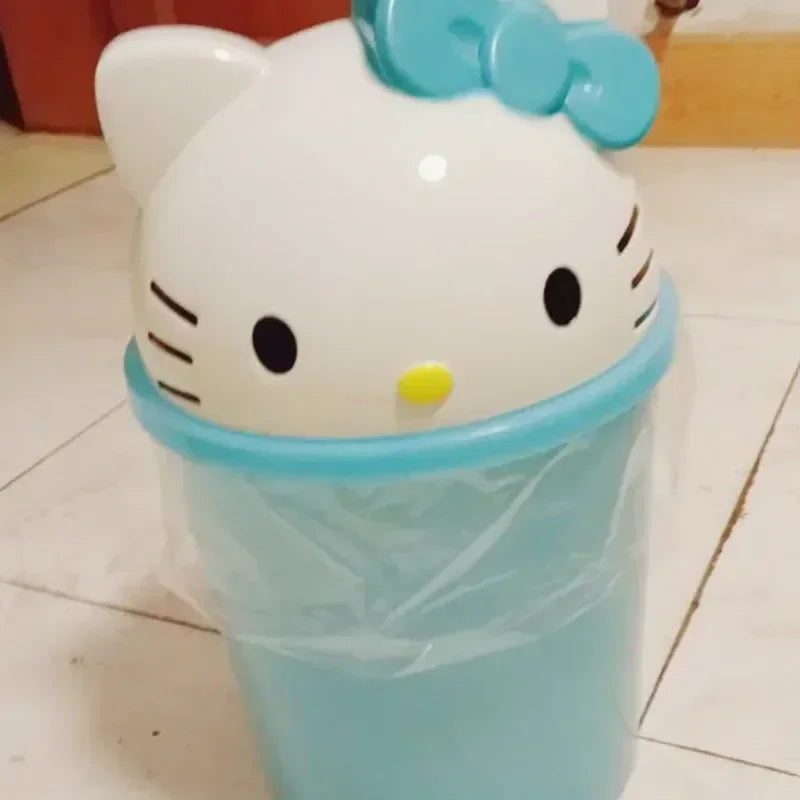 Hello‑Kitty Mülleimer aus Kunststoff im Sanrio Design - So ist Leben