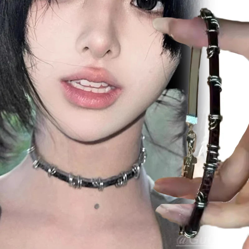 Rot Braun Vintage Unregelmäßige Metall Kreis Feine Leder Halskette Halsband Gothic Süße Coole Retro Leder Kragen Halsband Schmuck Y2K So ist Leben